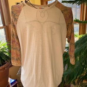 Lularoe shirt